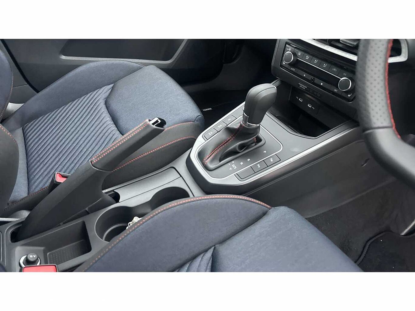 SEAT Arona ARONA 1.0 TSI 115 FR Black Edition 5dr DSG